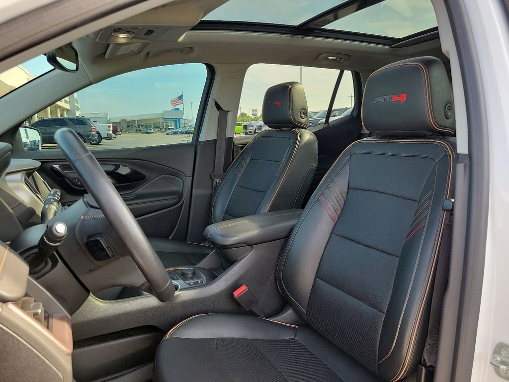 Used 2022 GMC Terrain AT4 w/ Infotainment Package II image 11