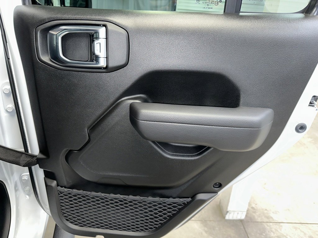 Used 2025 Jeep Gladiator Willys image 28