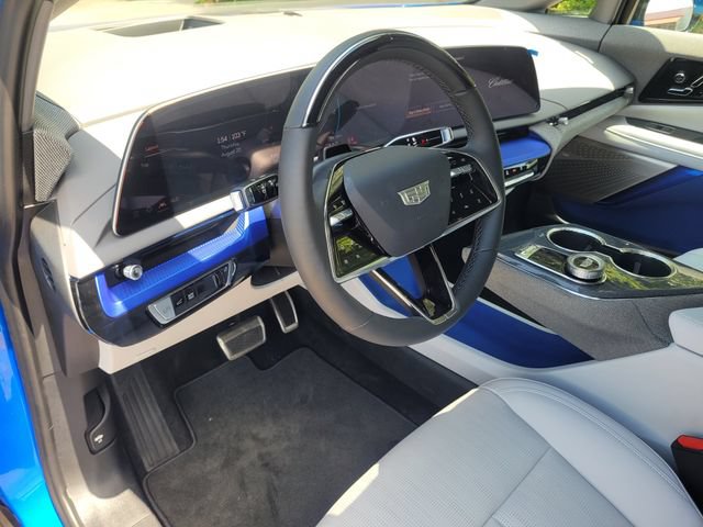New 2027 Cadillac Optiq Premium Luxury AWD/4WD image 21
