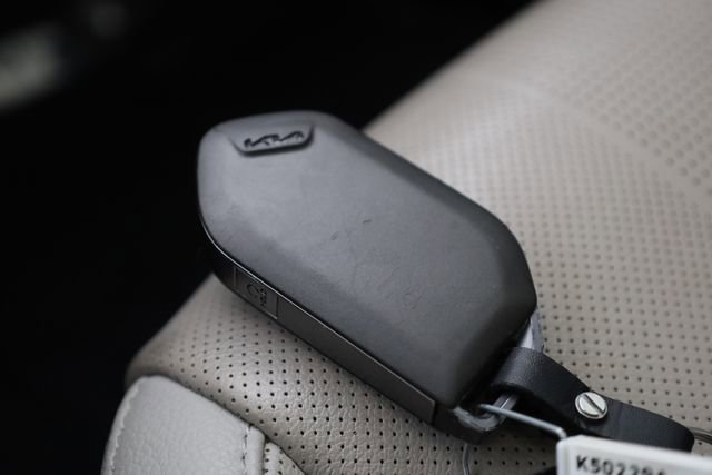 Certified 2023 Kia Telluride EX image 34