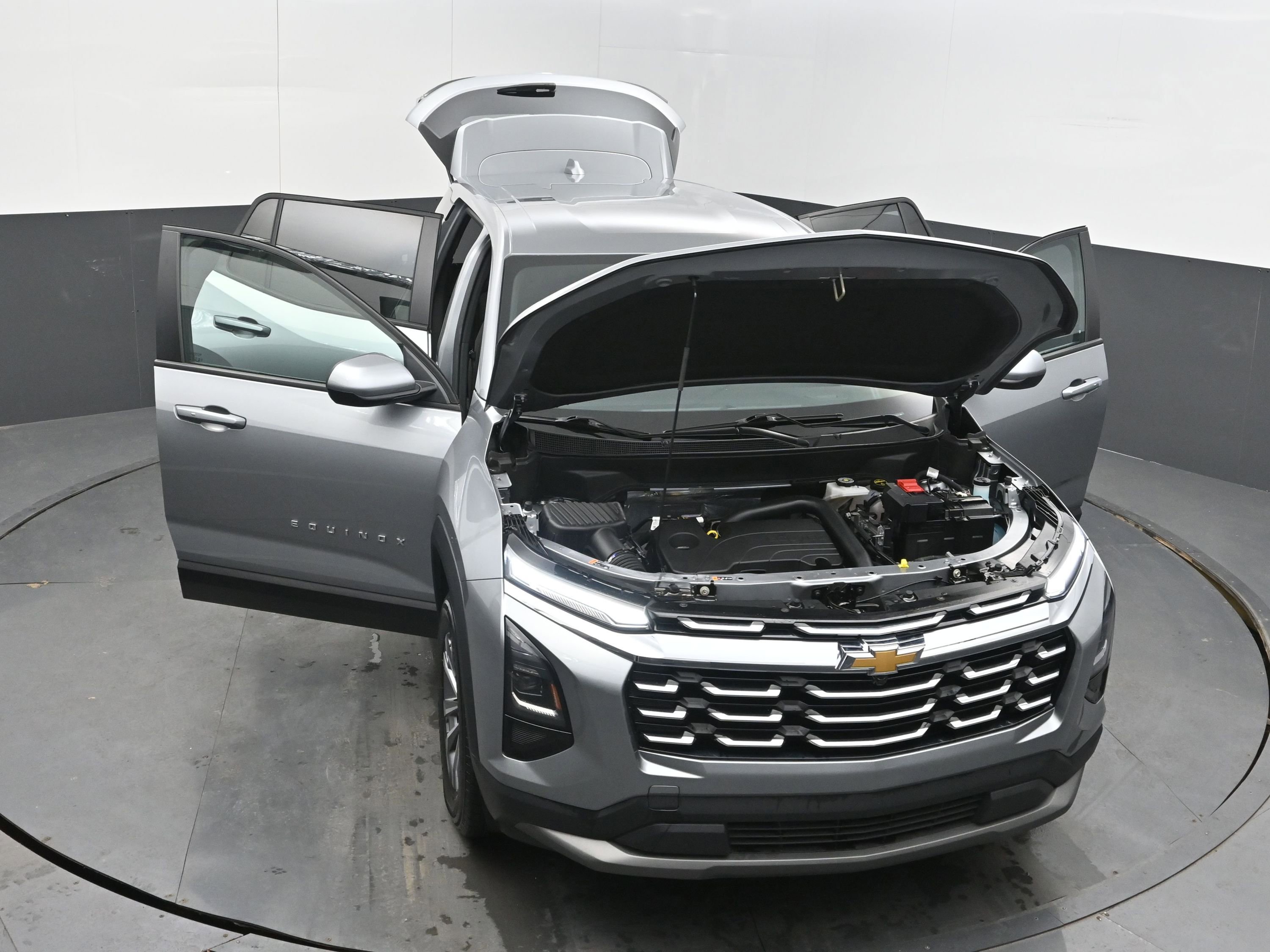 Used 2025 Chevrolet Equinox LT image 39