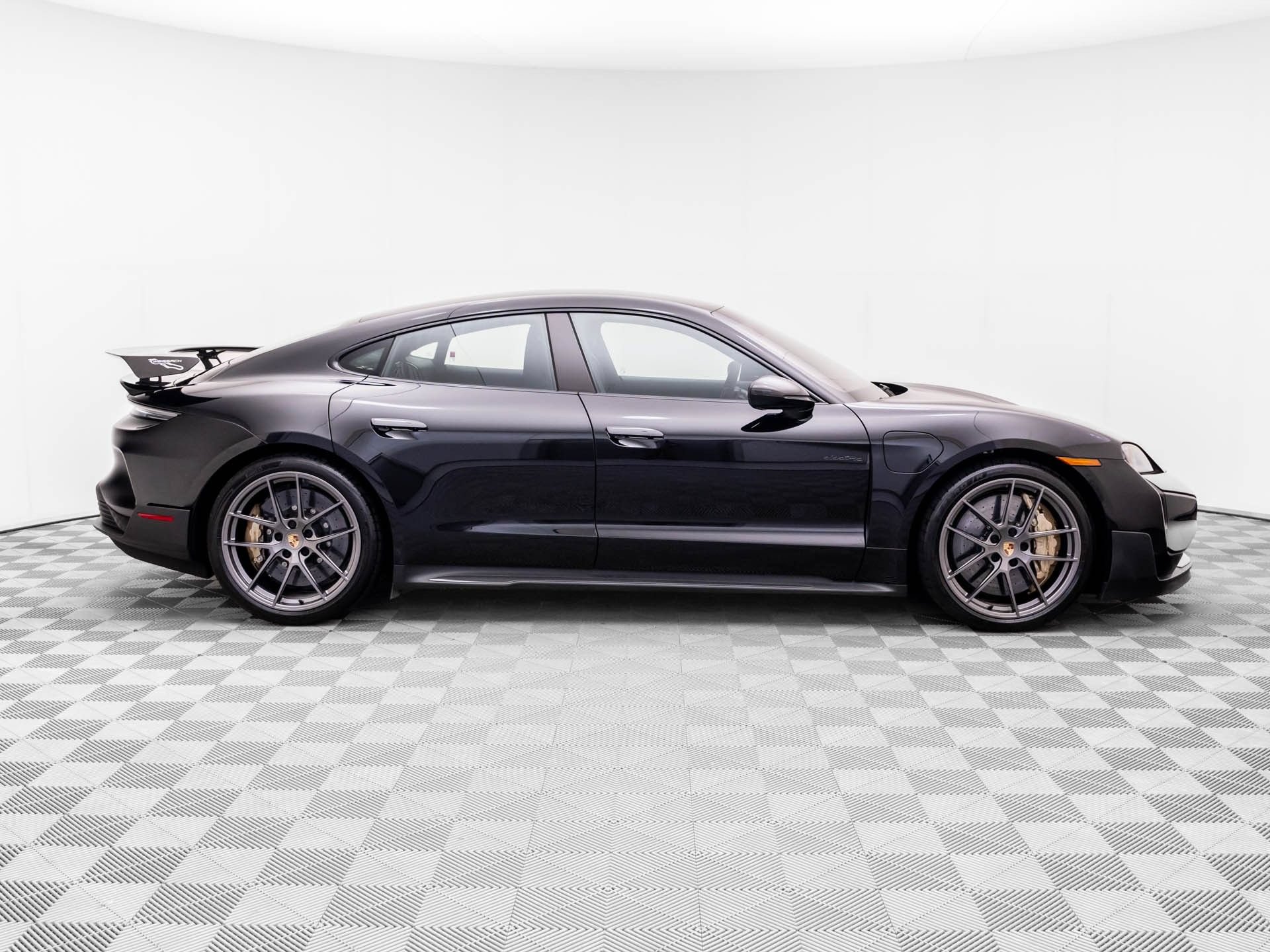Used 2026 Porsche Taycan Turbo GT AWD/4WD image 7