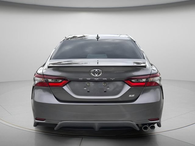 Used 2024 Toyota Camry SE FWD image 6