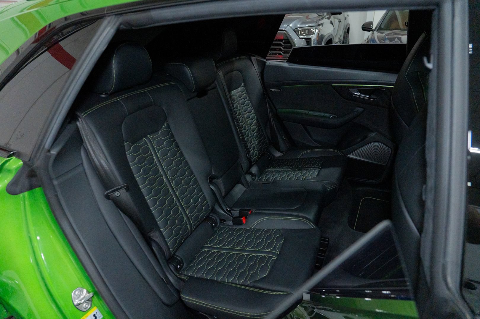 Used 2023 Audi RS Q8 w/ Black Optic Package AWD/4WD image 37