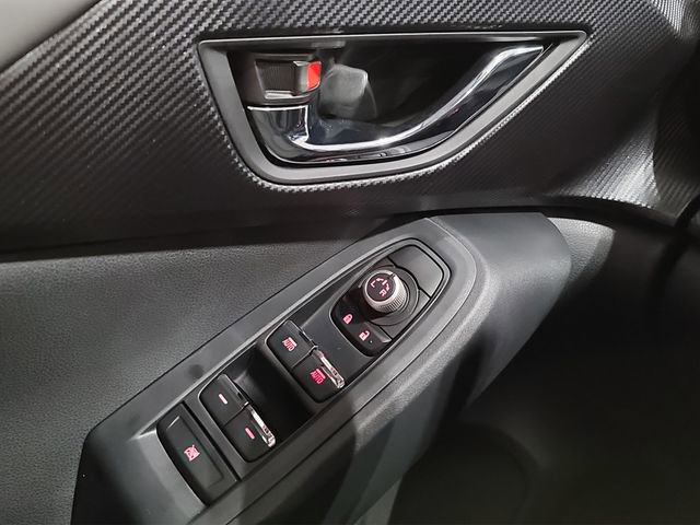New 2026 Subaru Crosstrek 2.5i Limited w/ Crosstrek Mirror Package image 17