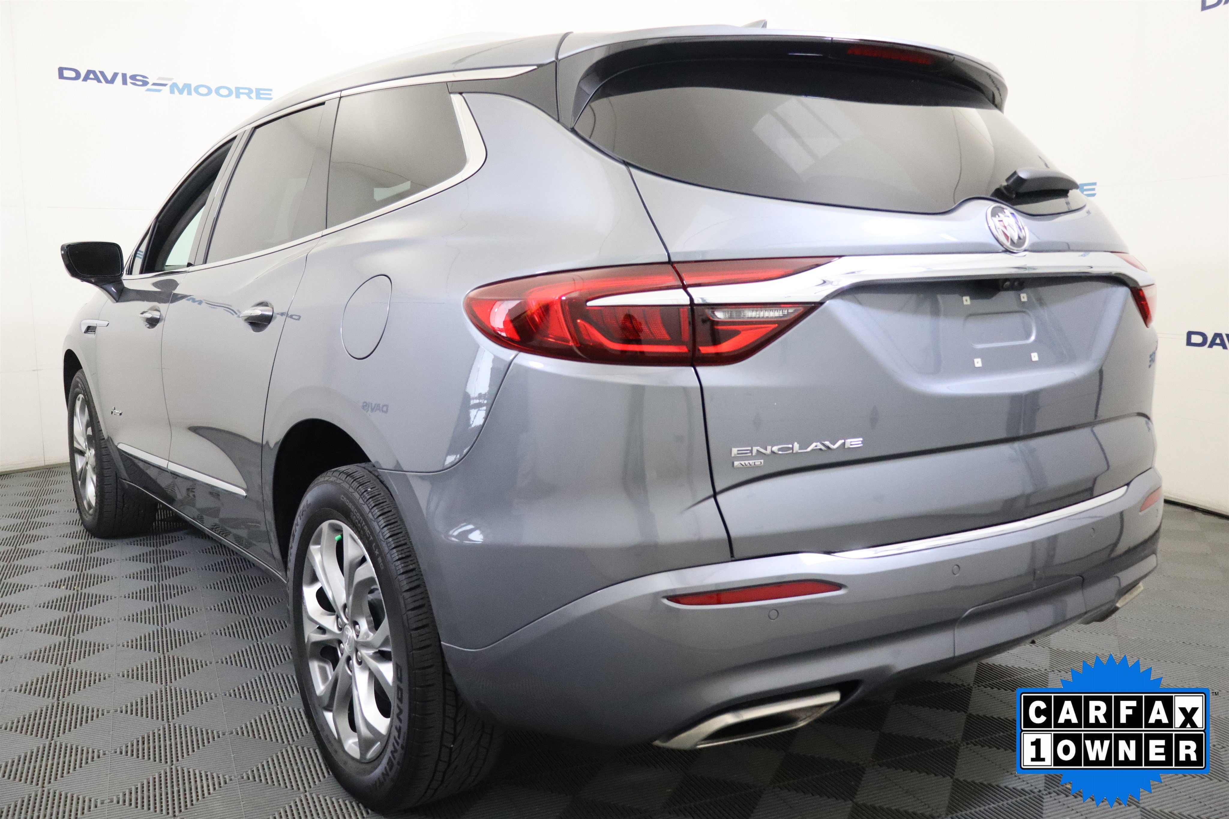 Used 2021 Buick Enclave Avenir w/ Avenir Technology Package image 9