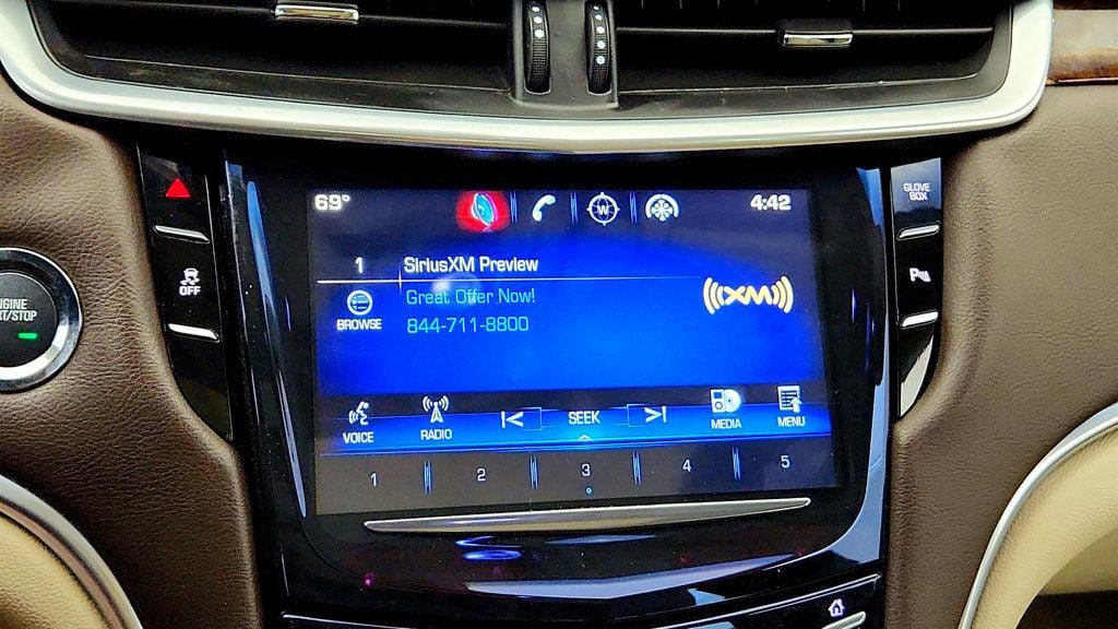 Used 2013 Cadillac XTS Luxury FWD image 19