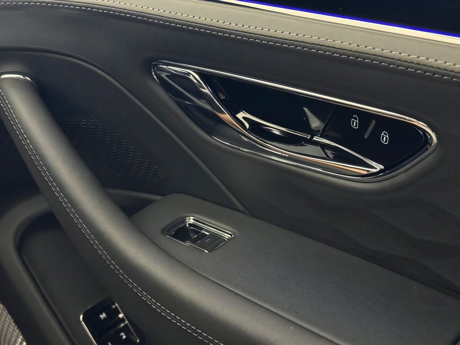 New 2026 Bentley Flying Spur Plug-In Hybrid AWD/4WD image 58