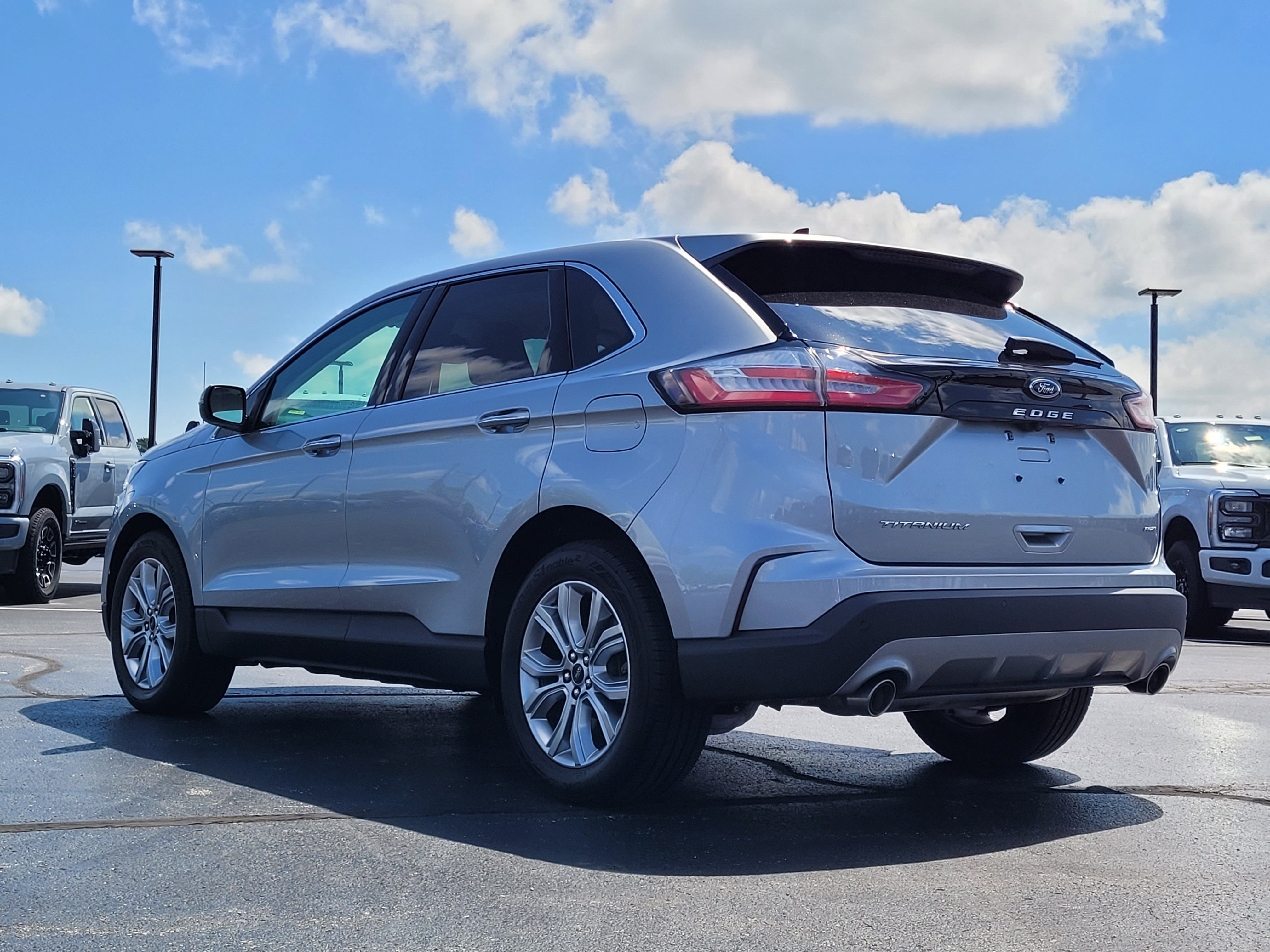 Used 2024 Ford Edge Titanium AWD/4WD image 6
