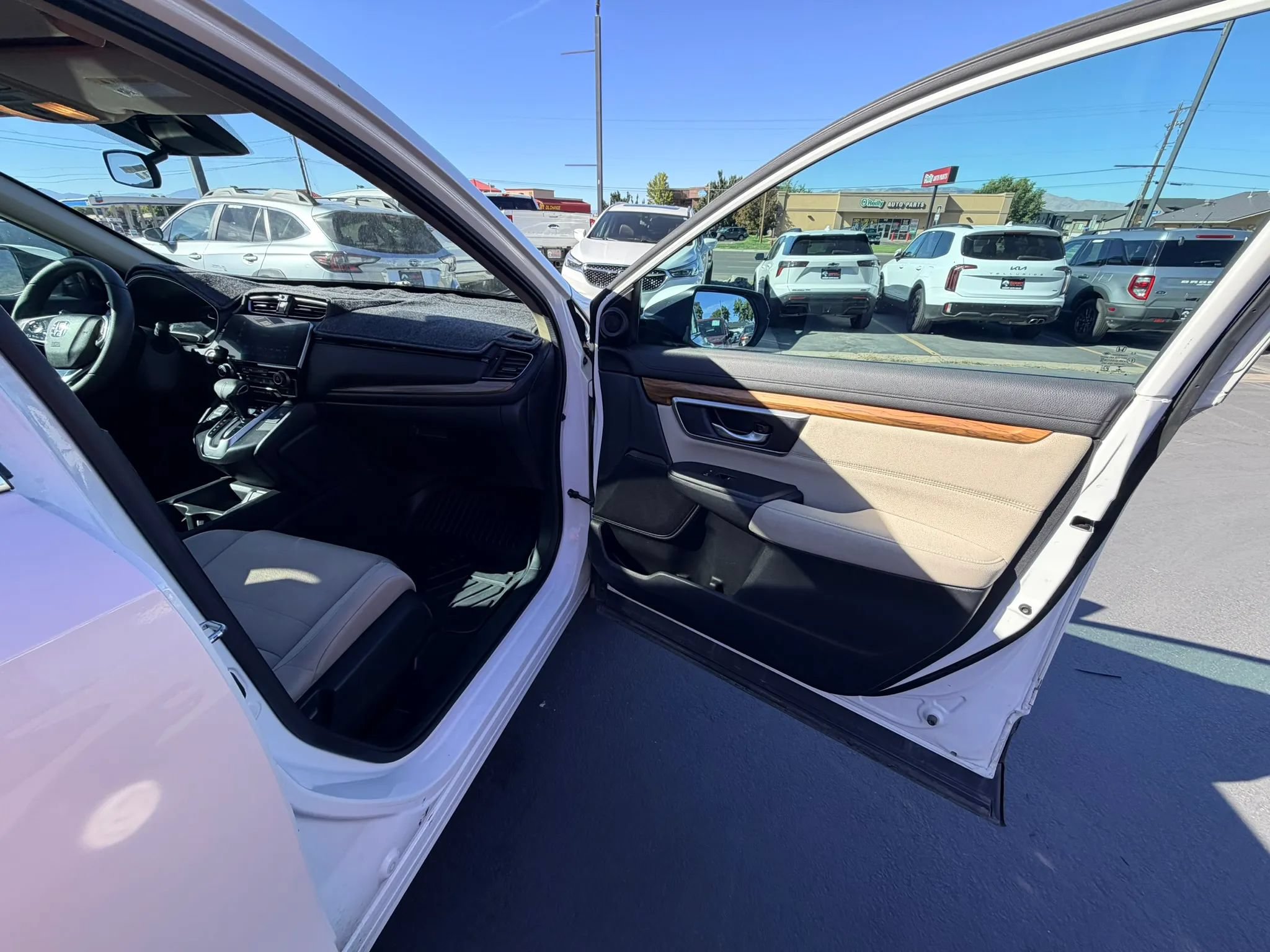 Used 2018 Honda CR-V EX image 25