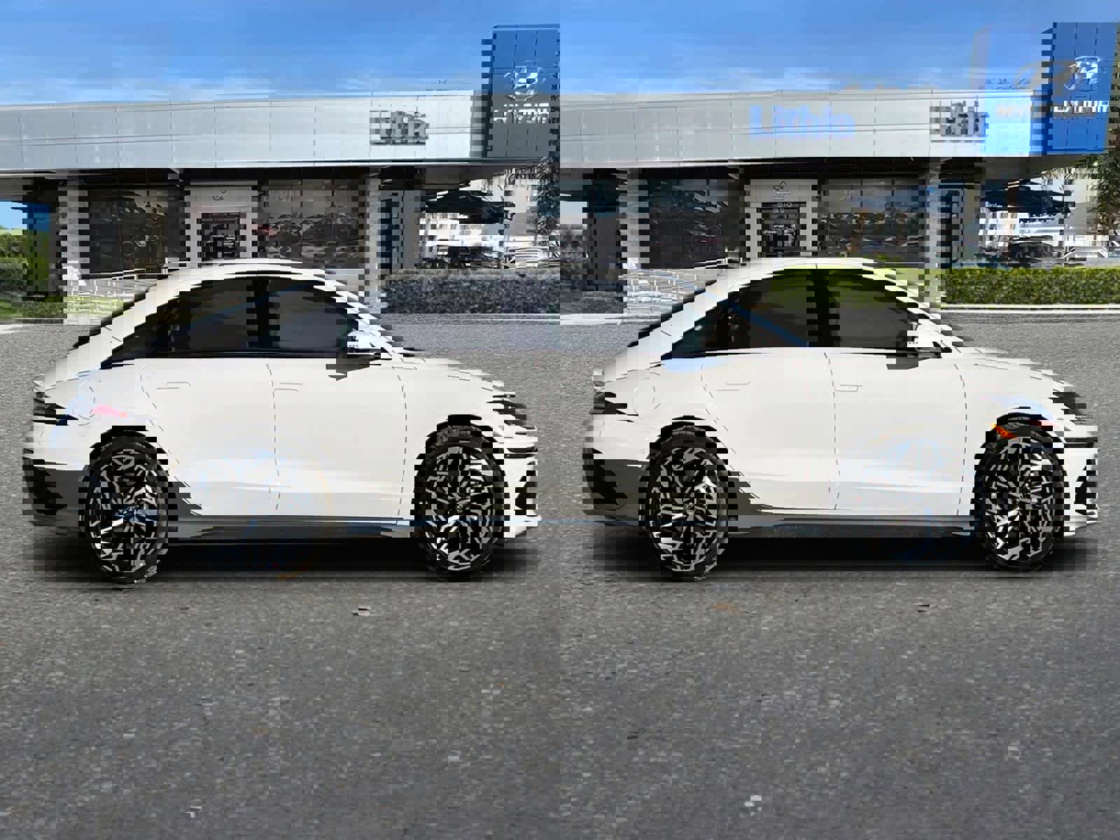 New 2025 Hyundai Ioniq 6 Limited image 8