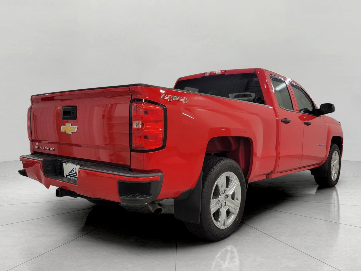 Used 2017 Chevrolet Silverado 1500 Custom w/ Custom Convenience Package AWD/4WD image 46
