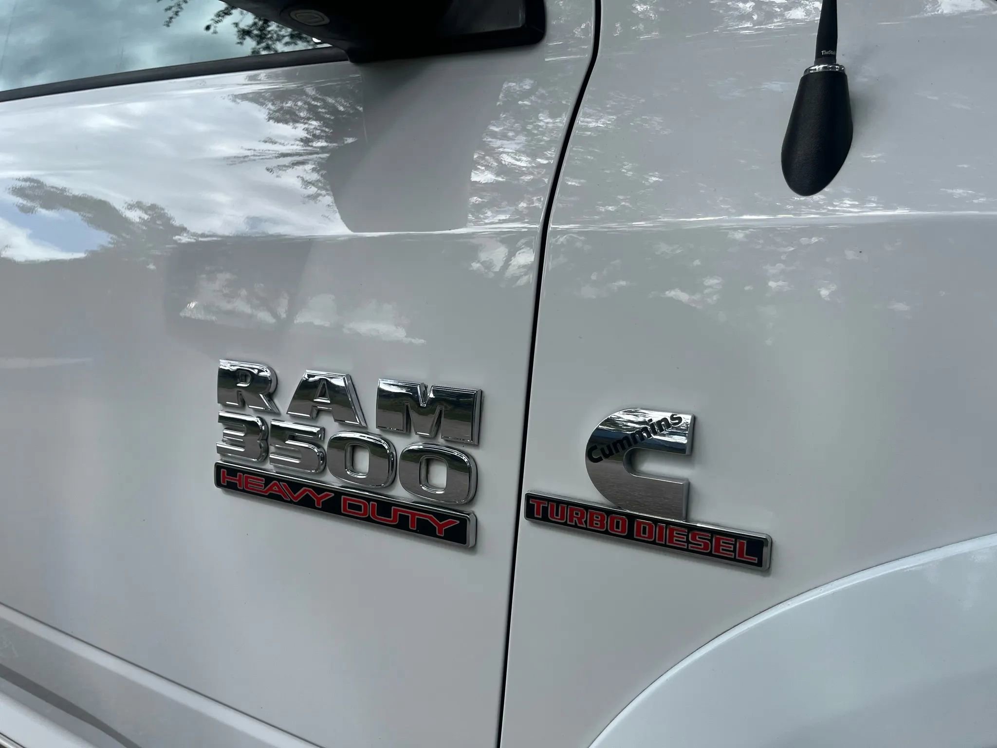 Used 2017 RAM 3500 Tradesman w/ Chrome Appearance Group image 10