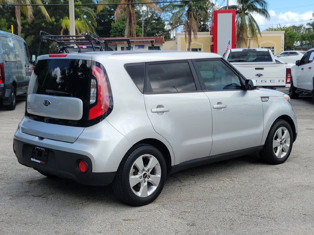 Used 2019 Kia Soul FWD image 7