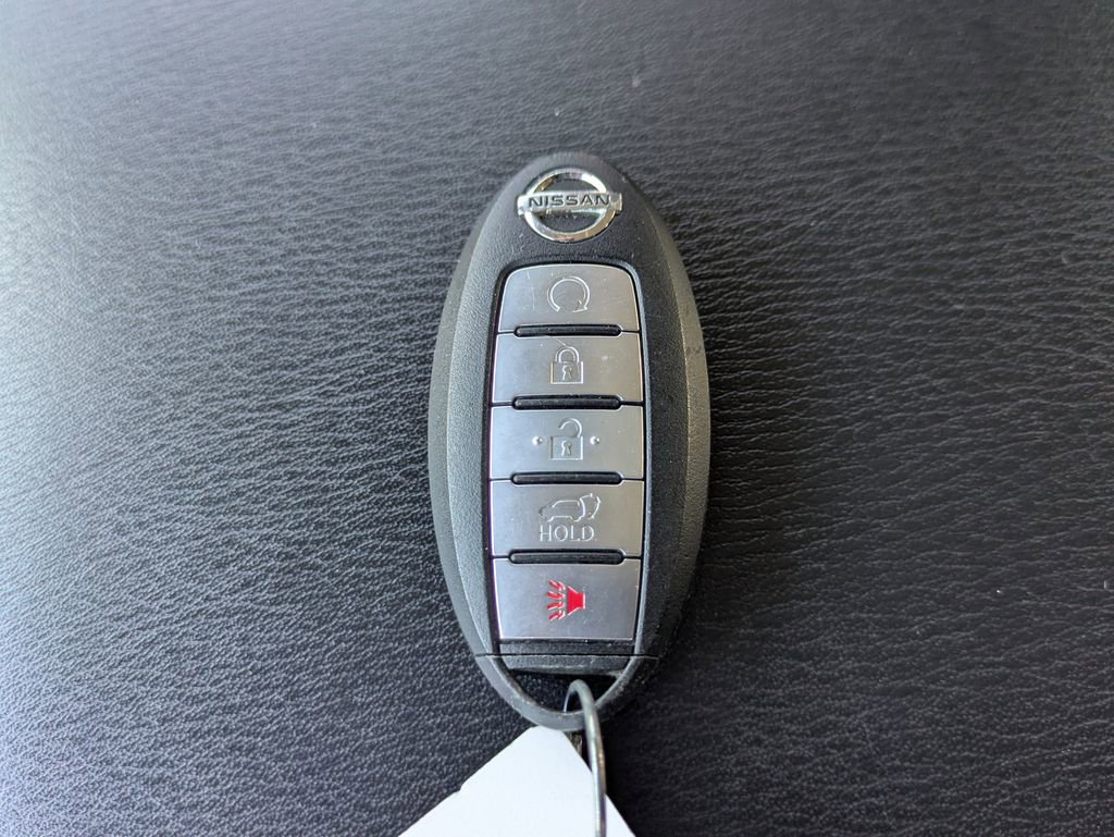 Used 2020 Nissan Armada Platinum w/ Captain's Chairs Package image 32