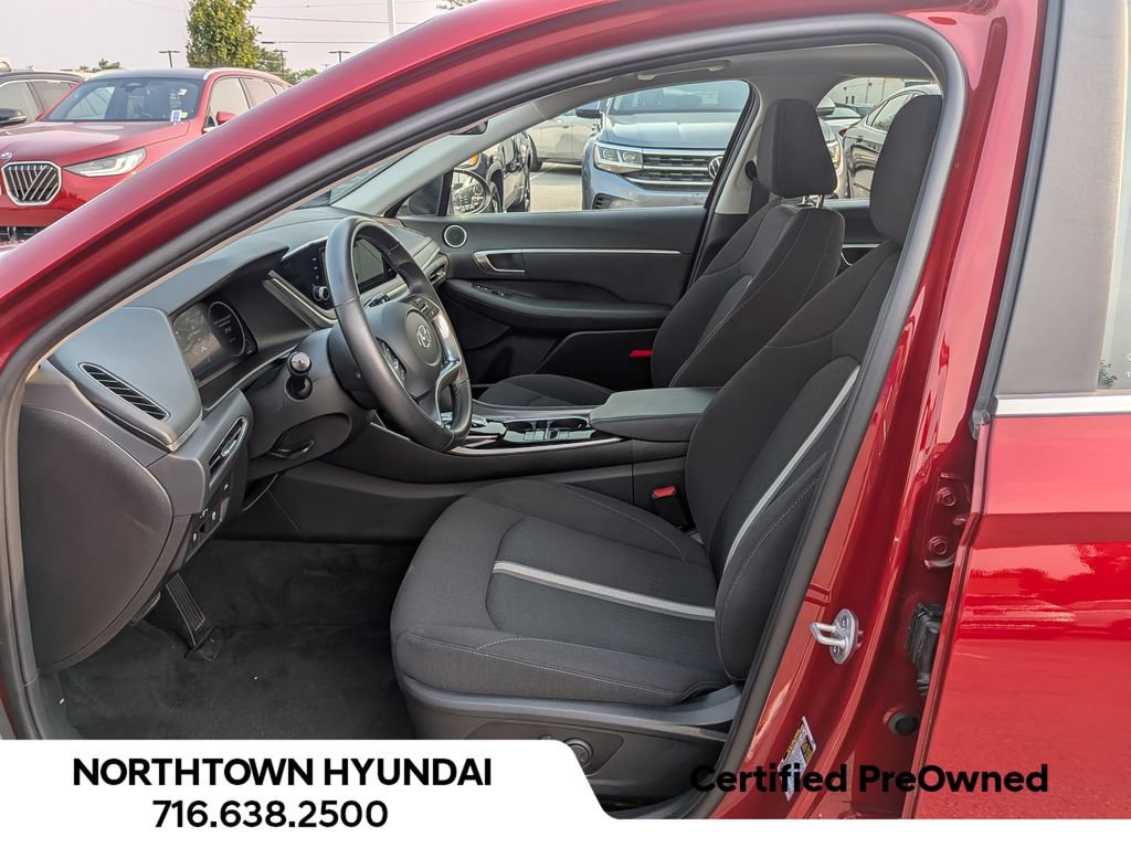 Certified 2023 Hyundai Sonata SEL w/ Convenience Package FWD image 12