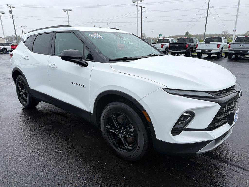 Used 2023 Chevrolet Blazer LT w/ Convenience Package AWD/4WD image 7