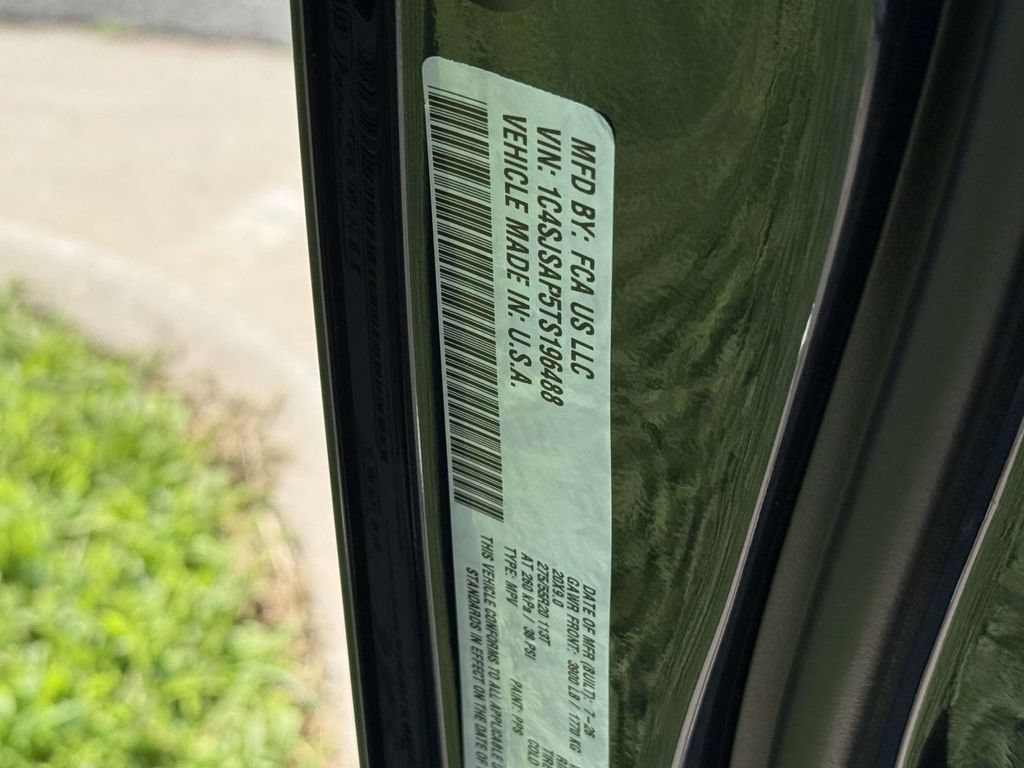 New 2026 Jeep Grand Wagoneer L 4WD w/ Premium Group I image 36