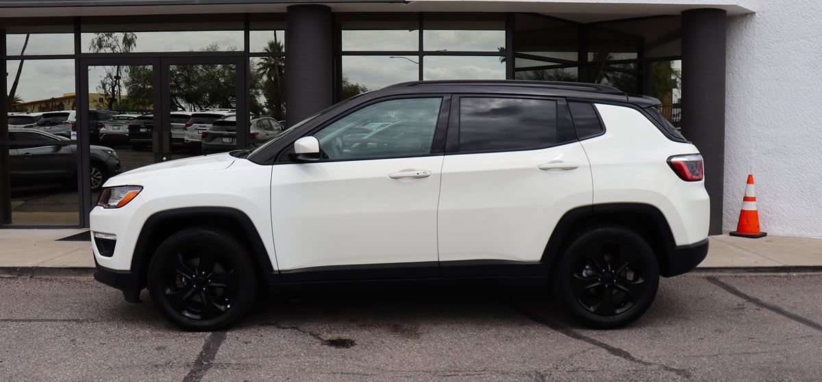 Used 2019 Jeep Compass Latitude FWD image 8