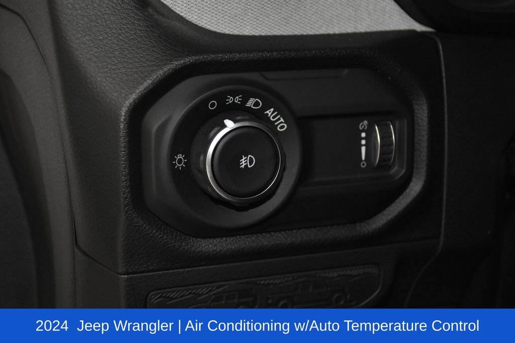 Used 2024 Jeep Wrangler Sport S image 11