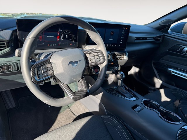 Used 2025 Ford Mustang GT RWD image 14