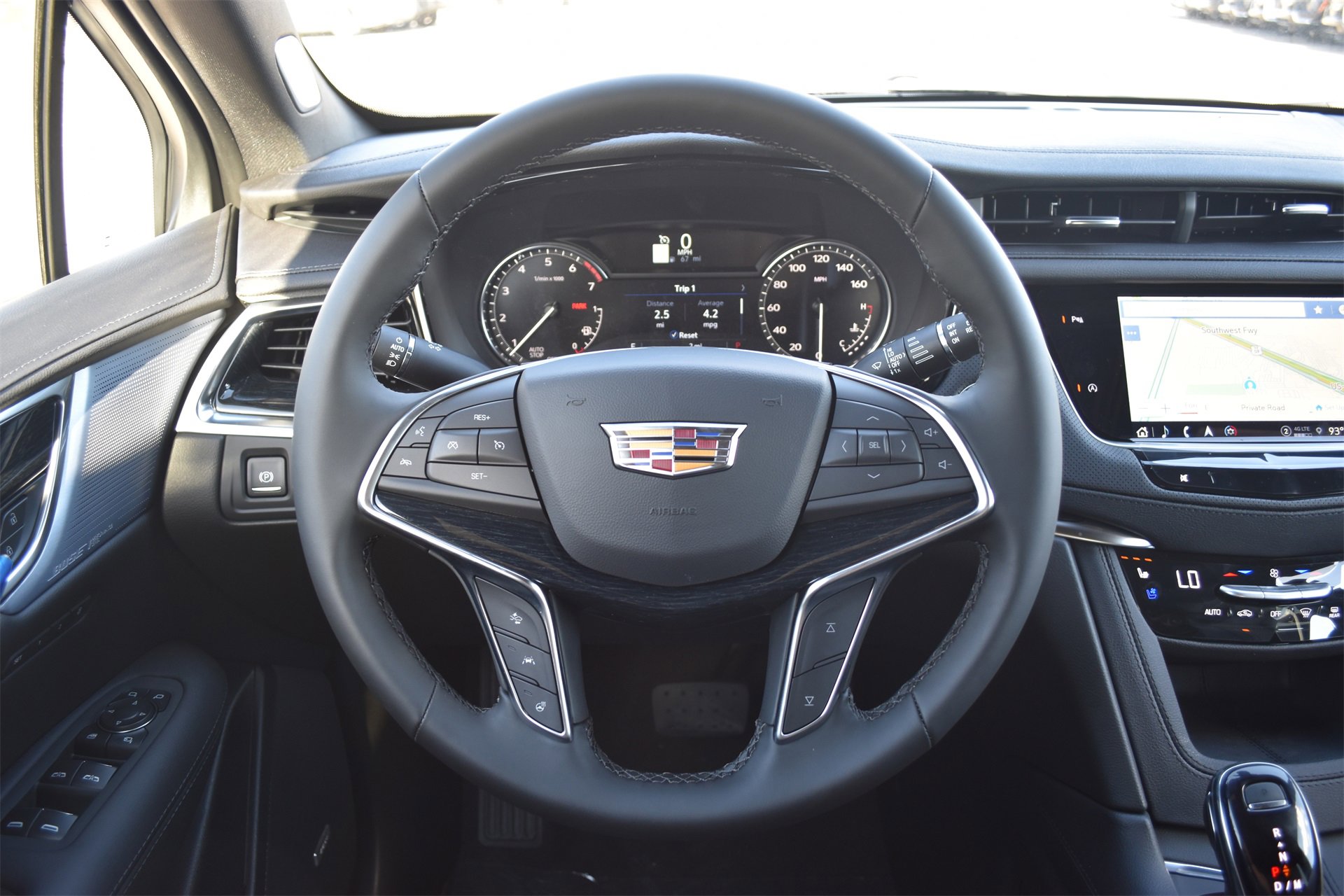 New 2025 Cadillac XT5 Premium Luxury image 9