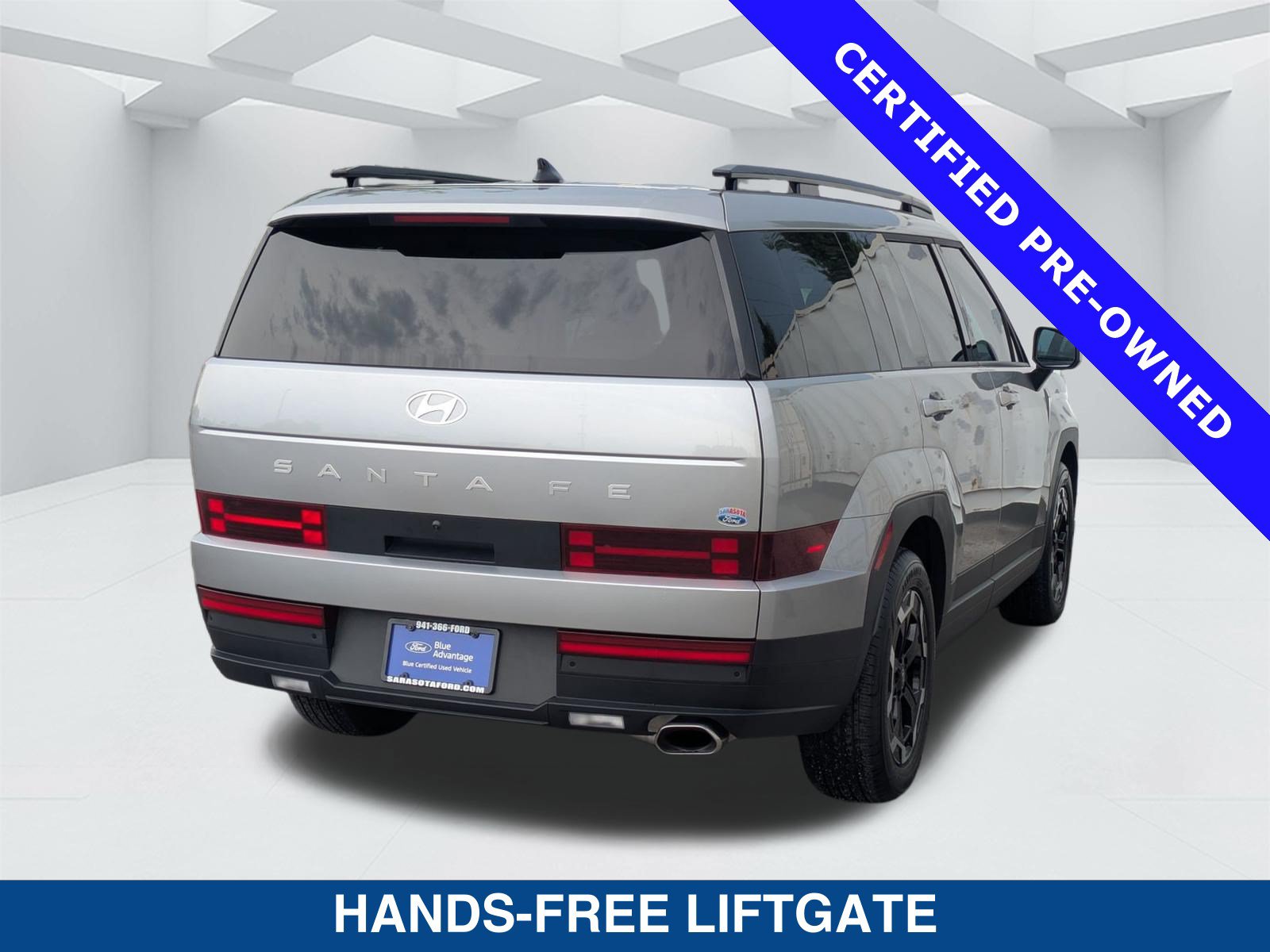 Used 2024 Hyundai Santa Fe SEL FWD image 5