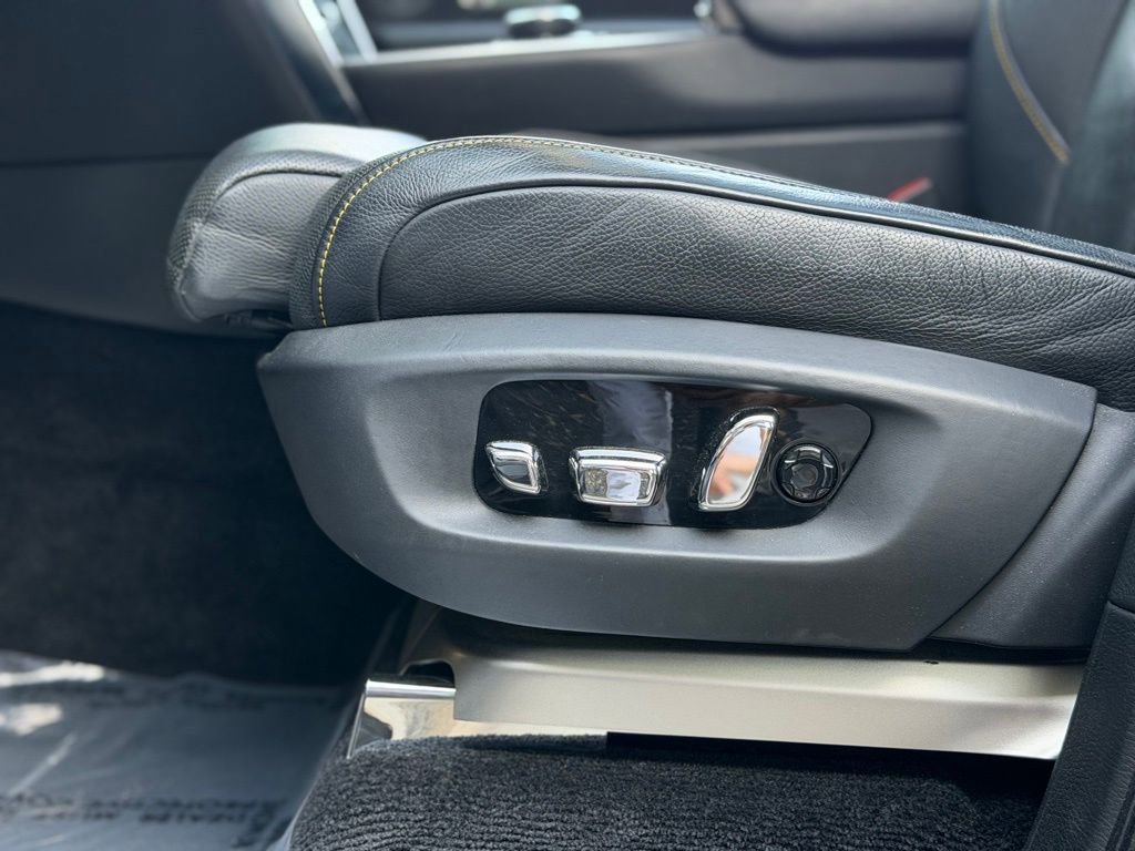 Used 2019 Rolls-Royce Cullinan image 29