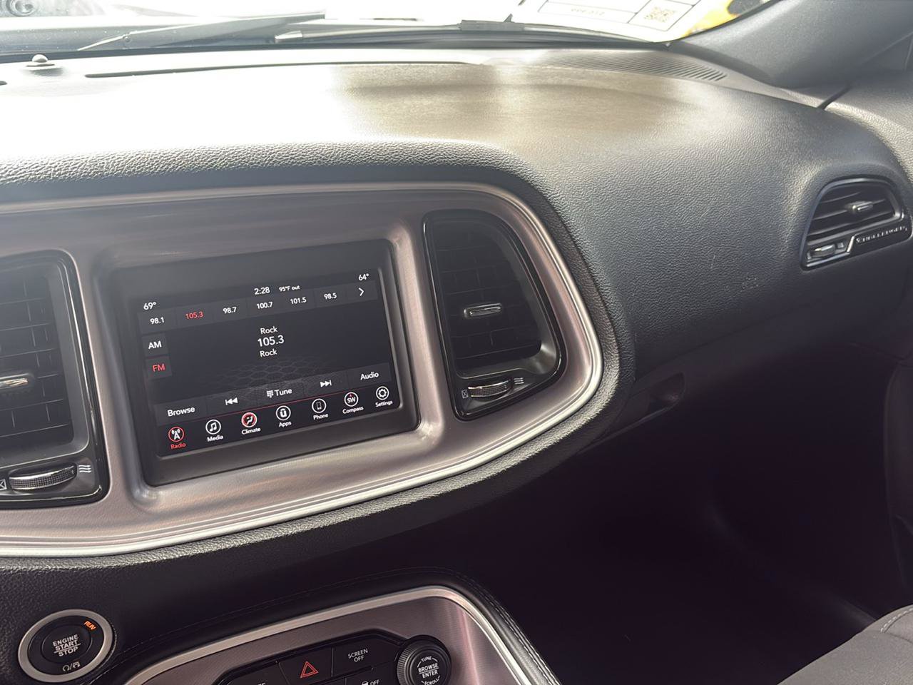 Used 2019 Dodge Challenger SXT RWD image 10