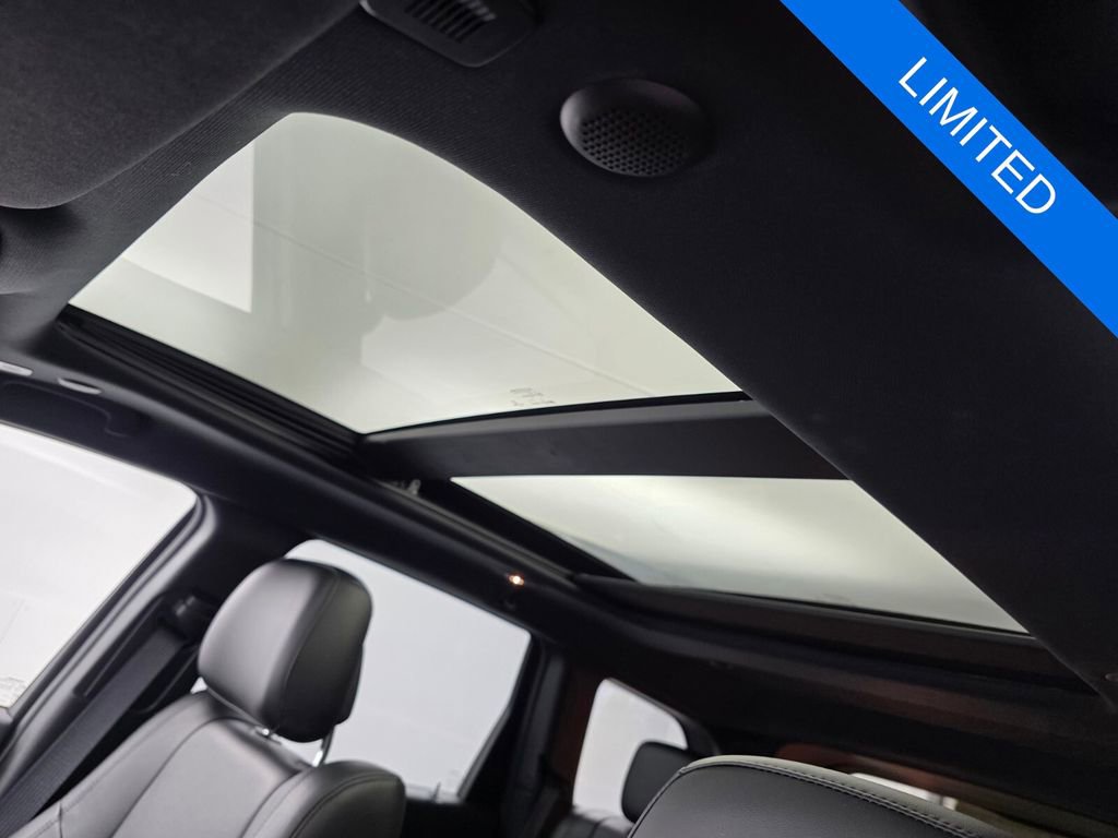 Used 2021 Jeep Grand Cherokee Limited X RWD image 12