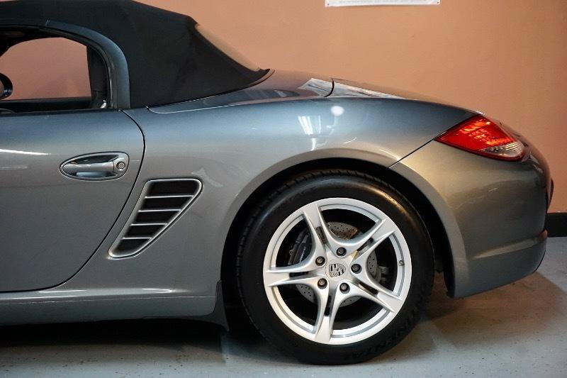 Used 2009 Porsche Boxster RWD image 10