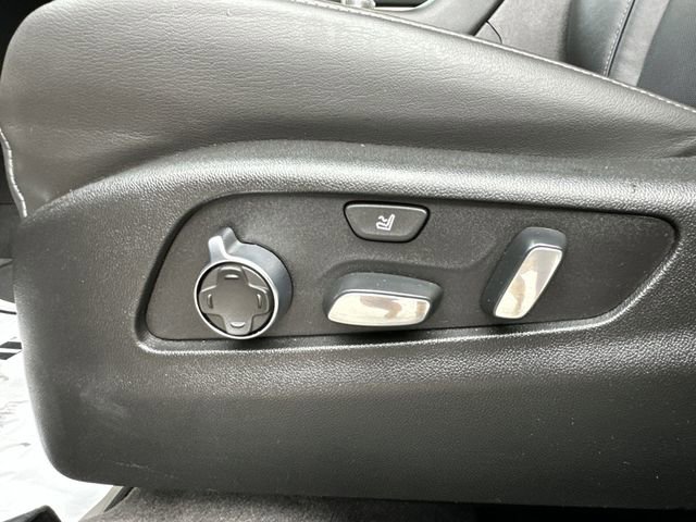 Used 2021 Cadillac XT4 Premium Luxury image 20