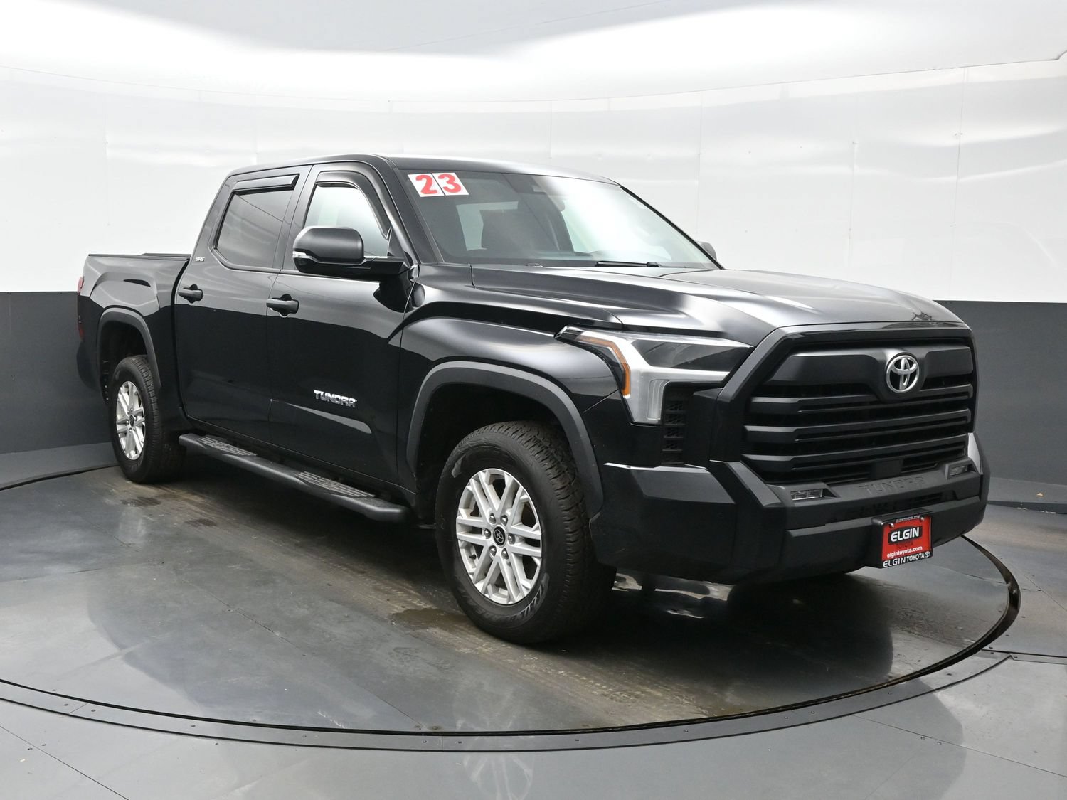Used 2023 Toyota Tundra SR5 w/ SR5 Convenience Package AWD/4WD image 8