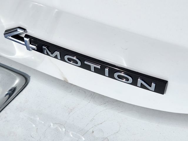 New 2026 Volkswagen Tiguan SE image 10