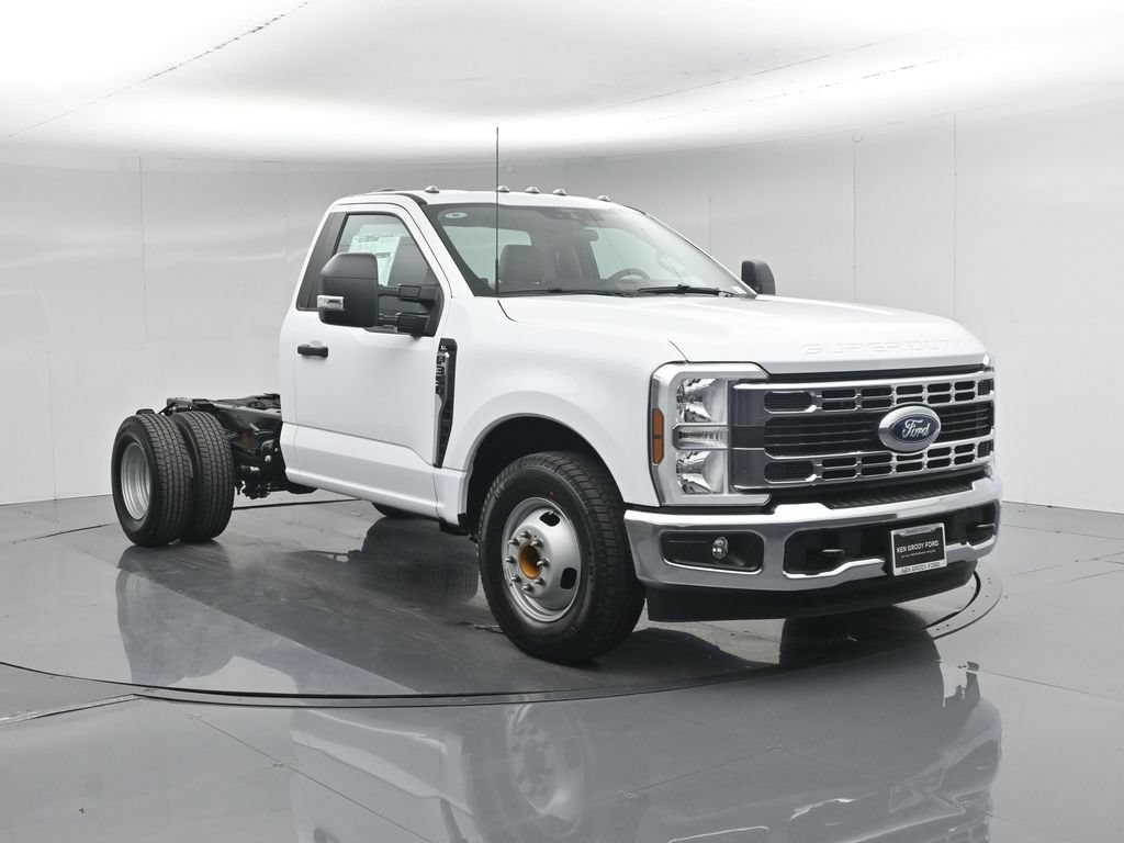 New 2026 Ford F350 XL w/ XL Chrome Package RWD image 47