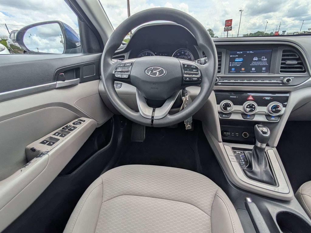 Used 2019 Hyundai Elantra SEL FWD image 15