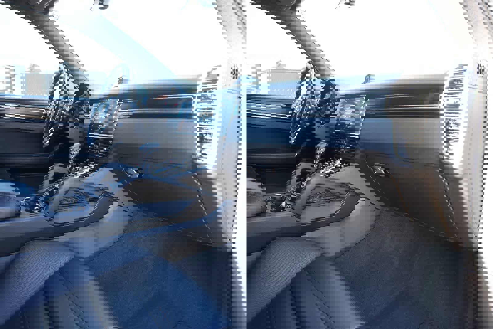 Used 2021 Porsche Cayenne GTS image 20