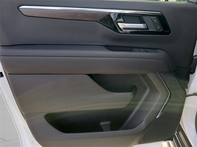 New 2026 Chevrolet Suburban LS w/ LPO, Dark Essentials Package image 18