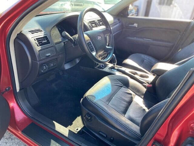 Used 2010 Ford Fusion SEL FWD image 7