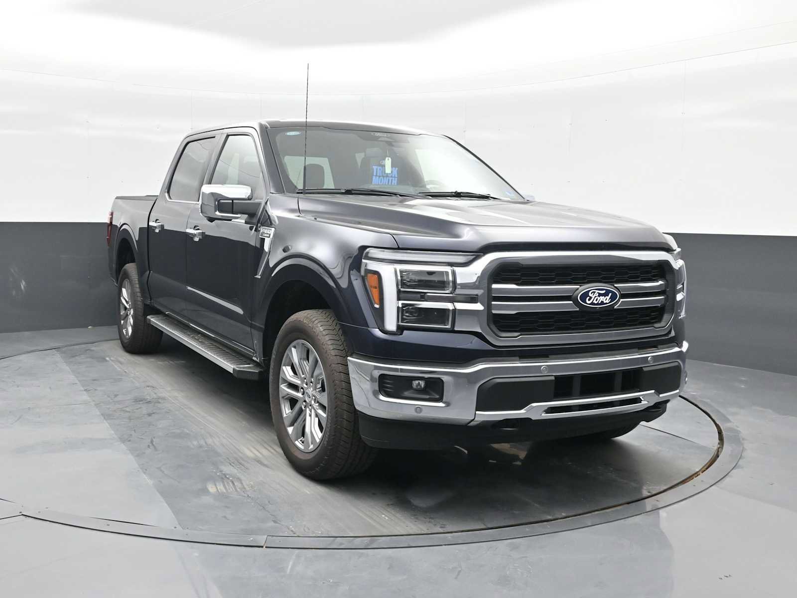 New 2025 Ford F150 Lariat w/ Equipment Group 501A Mid image 2