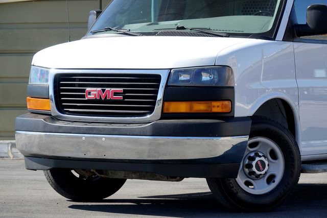 Used 2017 GMC Savana 2500 2500 image 8