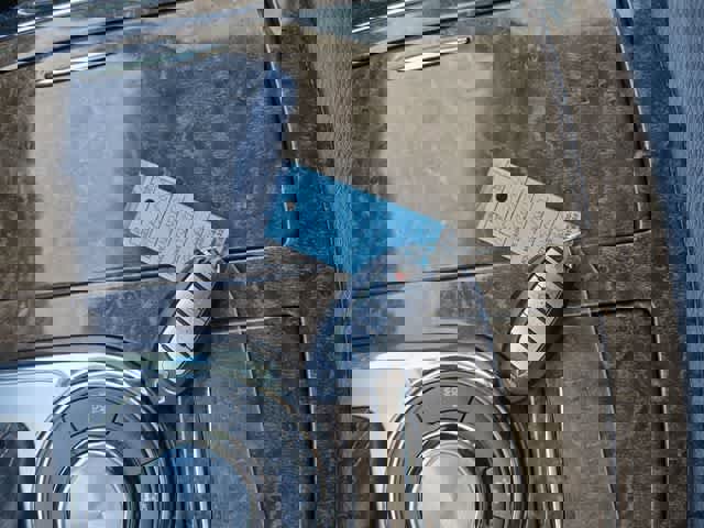 Used 2017 INFINITI QX80 2WD w/ Driver Assistance Package image 21