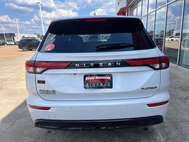 New 2026 Nissan Rogue Platinum AWD/4WD image 3