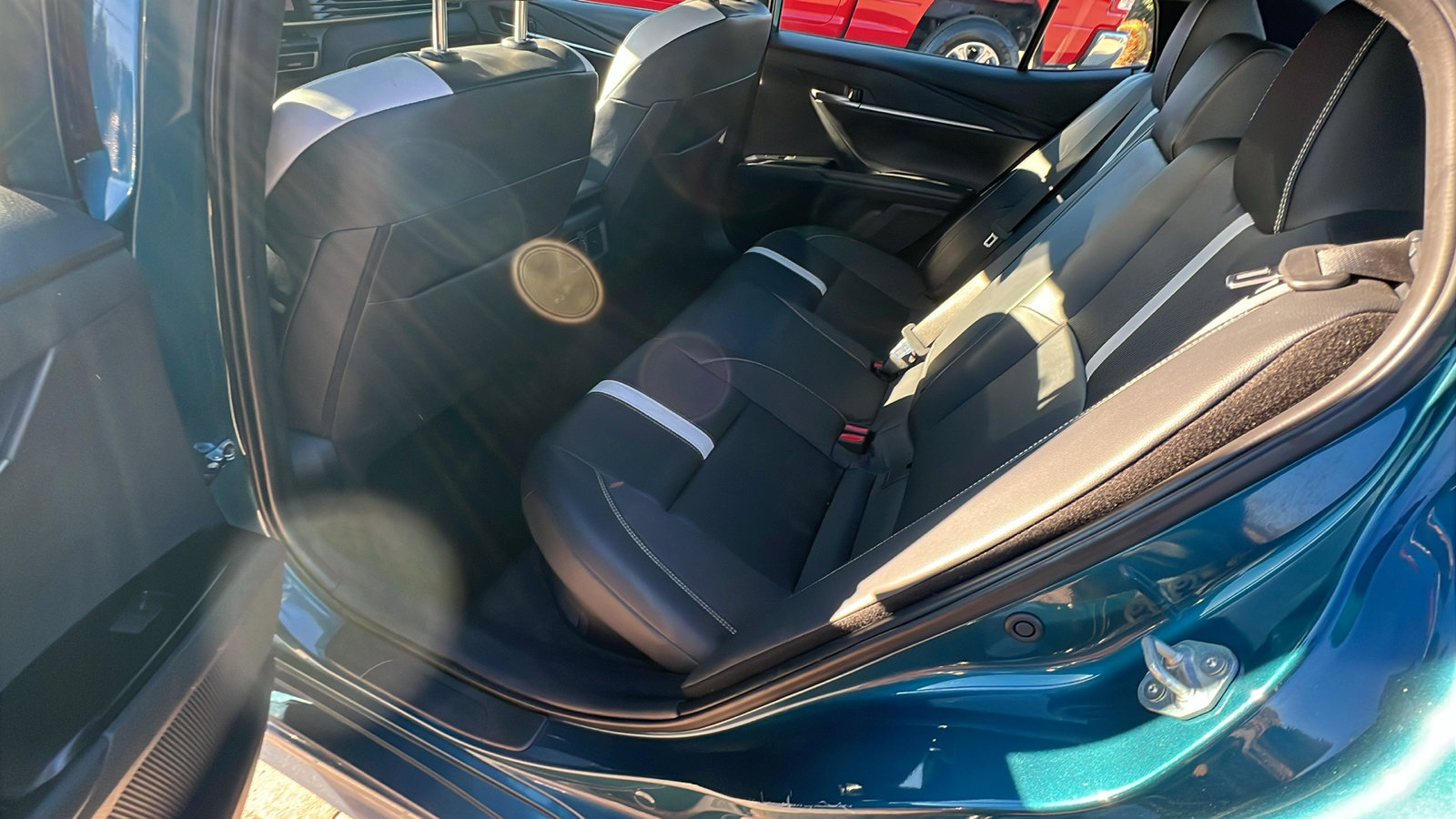 Used 2025 Toyota Camry SE image 24