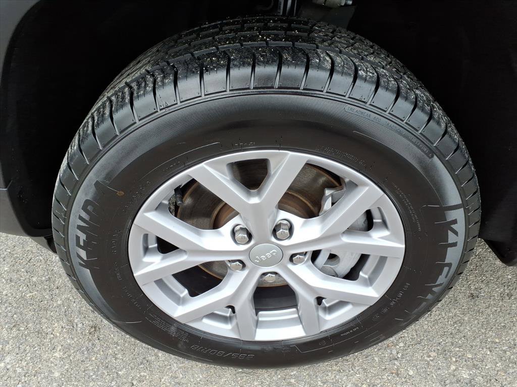 Used 2022 Jeep Grand Cherokee L Limited w/ Trailer Tow Group (B) image 10