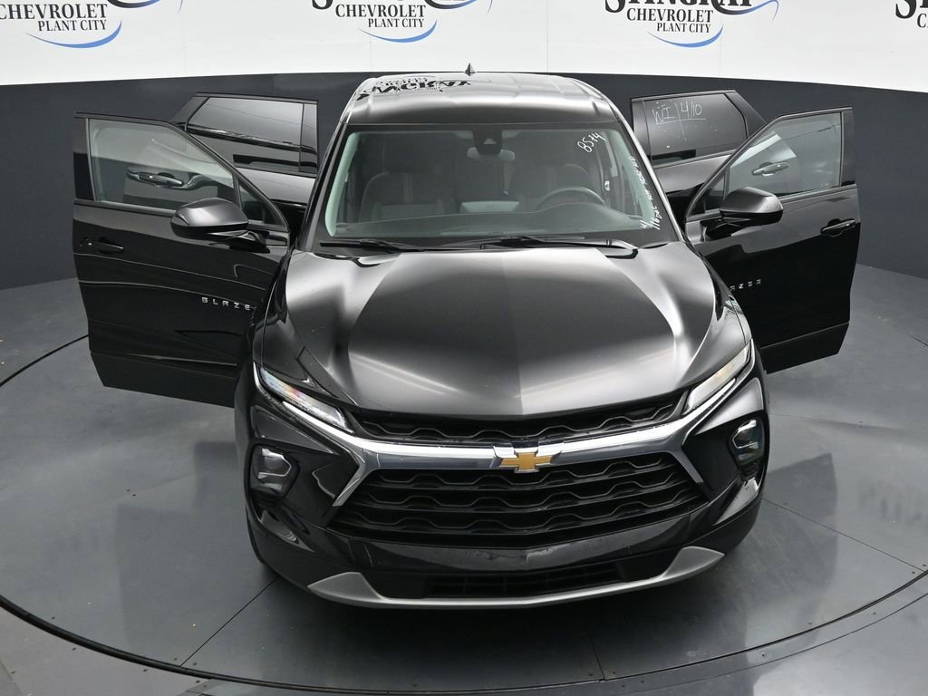 Used 2025 Chevrolet Blazer LT FWD image 34