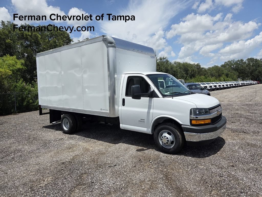 New 2026 Chevrolet Express 4500 w/ Power Convenience Package RWD image 1