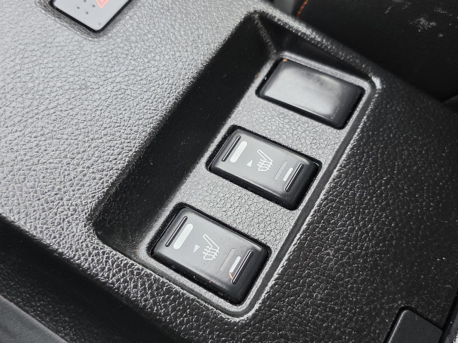 Used 2005 Nissan 350Z Touring RWD image 23