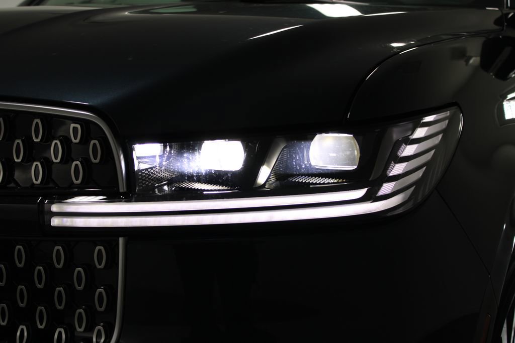 New 2026 Lincoln Navigator Reserve image 65