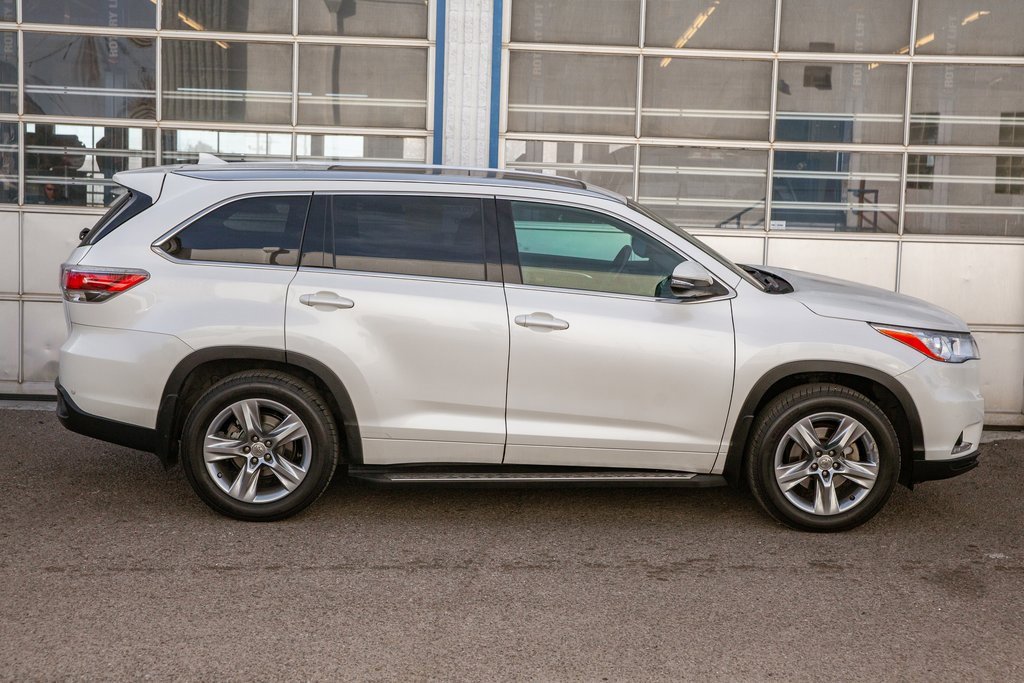 Used 2015 Toyota Highlander Limited image 4